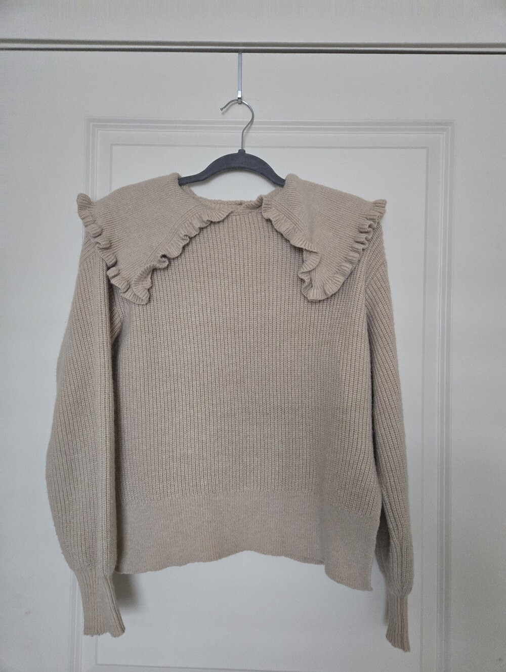 FRIFUL Ruffle Collar Knit Sweater – Size Small – Beige/Oatmeal
